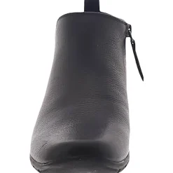 Aerial Leather Low Heel Ankle Boots