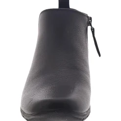 Aerial Leather Low Heel Ankle Boots