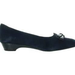 Bow Leather Pumps