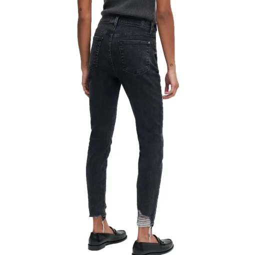 Distressed Denim Skinny Jeans