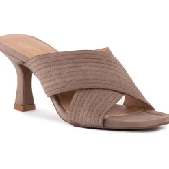 Fleet Criss-Cross Pumps