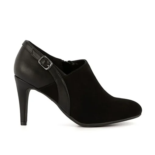 Kaindie Faux Leather Animal Print Shooties