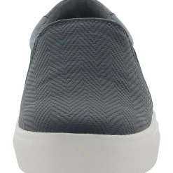Nova Slip On Fashion Sneakers