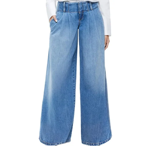Pleated Pocket Wide Leg Jeans
