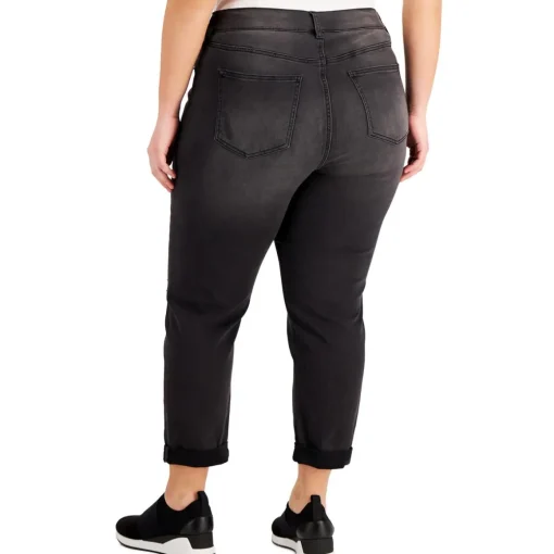 Plus Mid Rise Destroyed Cropped Jeans