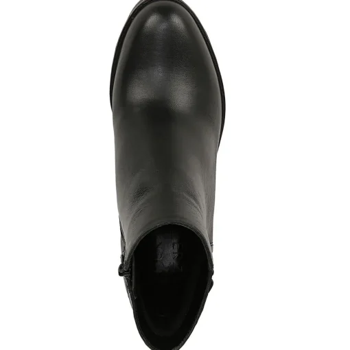 Veeda Ankle Boots