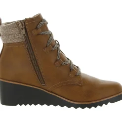 Zone Wedge Boots
