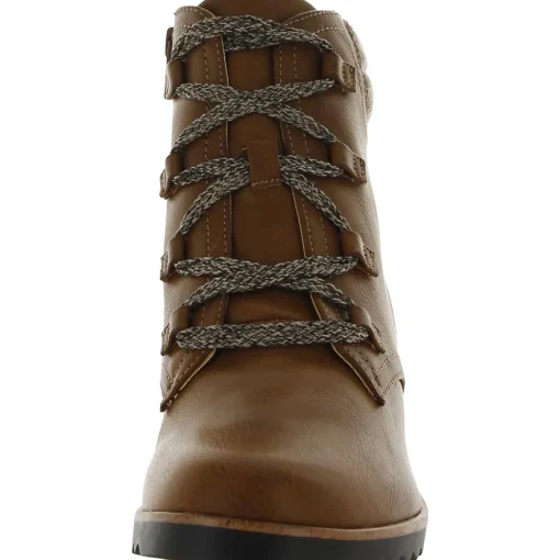 Zone Wedge Boots